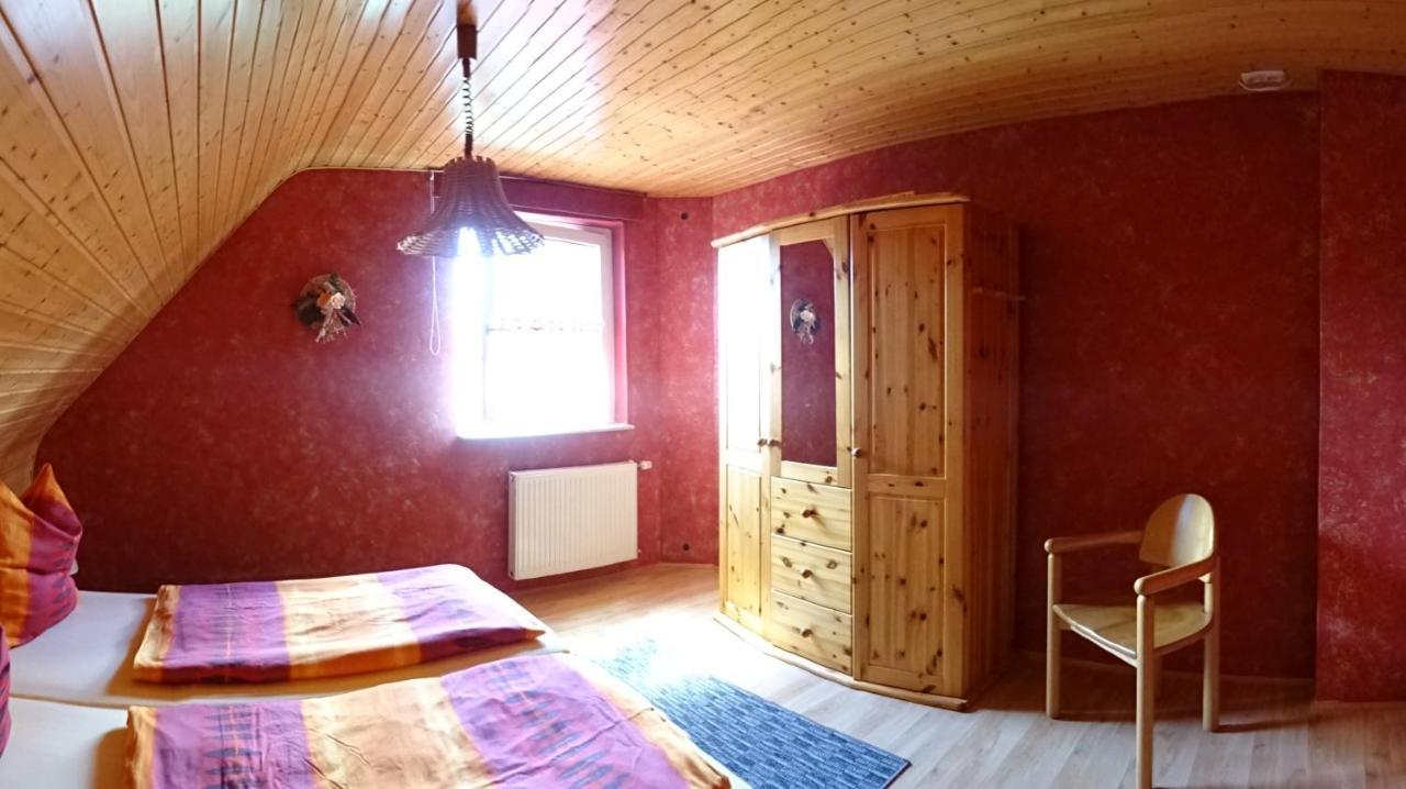 Ferienhaus Im Urigen Garten Bzw Eulenhaus ツィングシュト エクステリア 写真